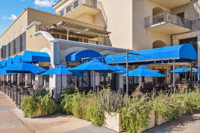 Building Photo - 7625 E Camelback Rd