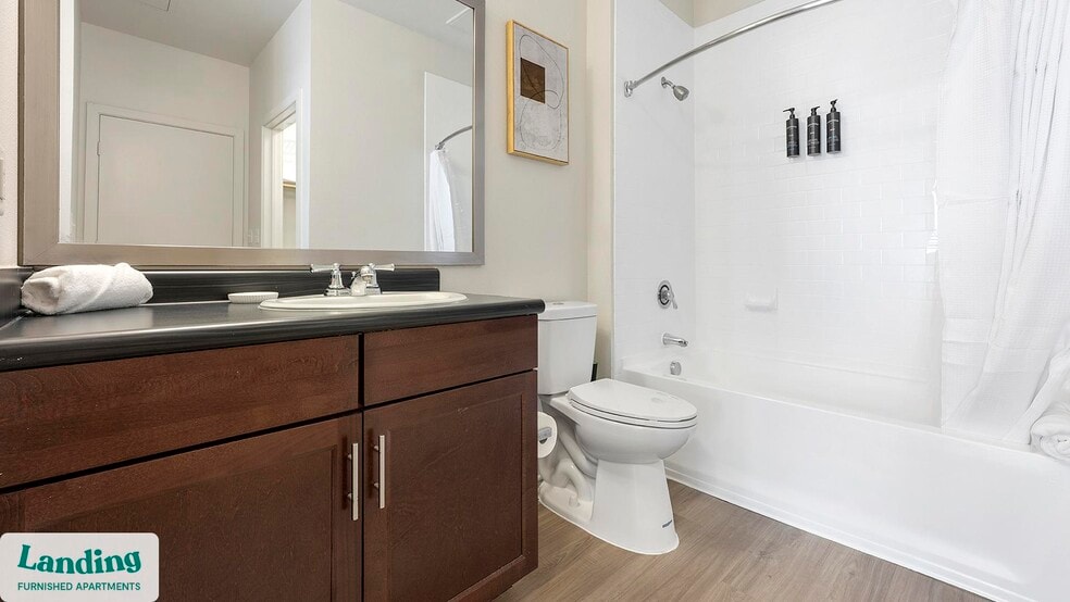 Building Photo - 810 W St Johns Ave