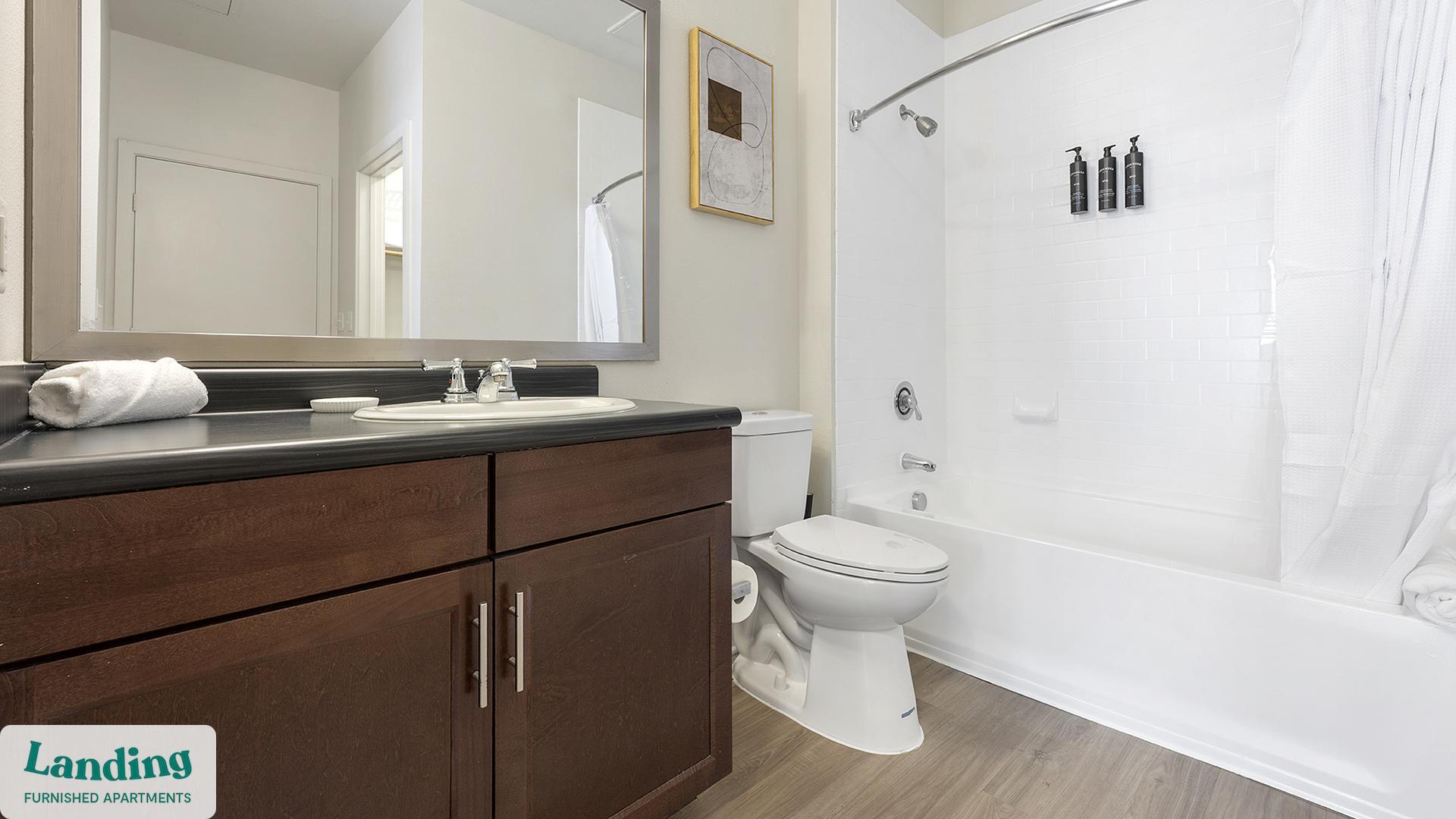 Building Photo - 810 W St Johns Ave