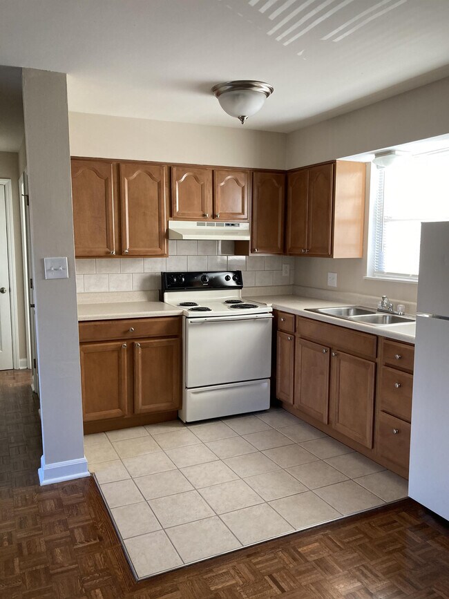 Interior Photo - Darby Terrace