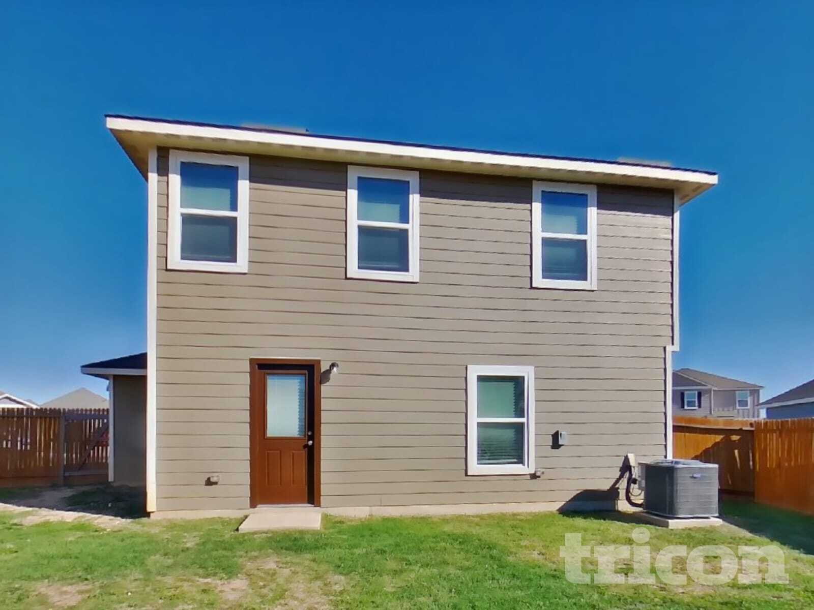 Building Photo - 11826 Davalos Ln