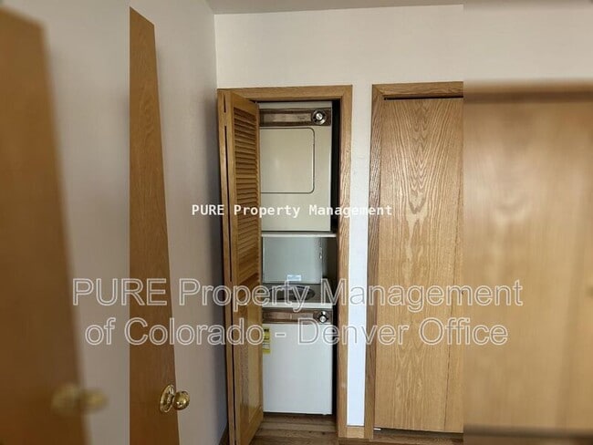 Building Photo - 1529 Spruce St