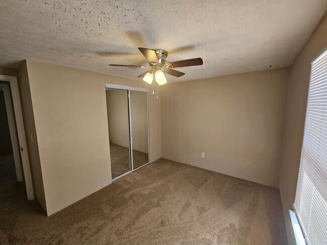 Building Photo - Cozy 3Bed/2Ba Brick Home Convenient to Shopping, Dining & Tyndall AFB! *1/2 OFF 1st Month's Rent!*