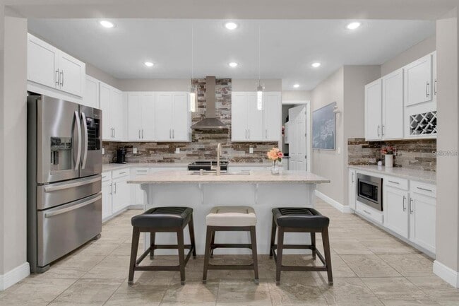Building Photo - 2487 Empress Dr