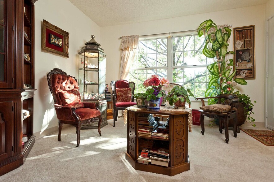 Building Photo - Kings Reserve Sterling 55+ Active Adult Ap...