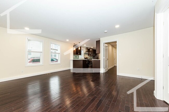 Building Photo - 20 Albion St