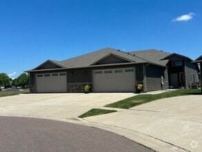 Building Photo - 6400 Keller Cr-- Twin Home
