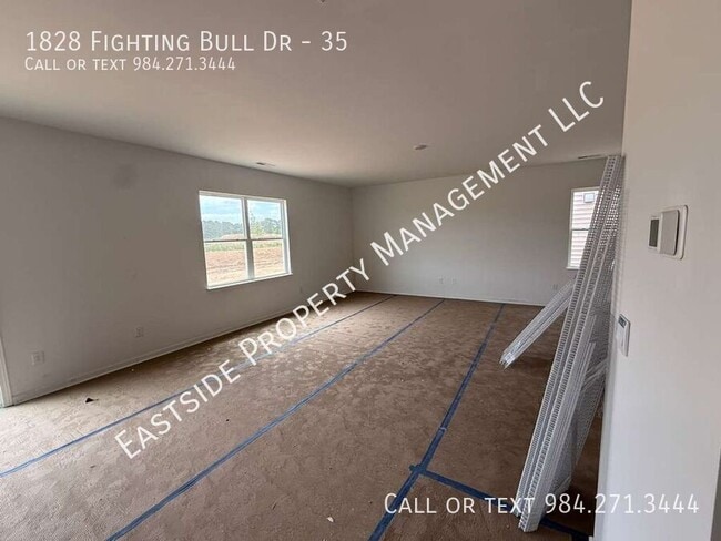 Building Photo - 1828 Fighting Bull Dr