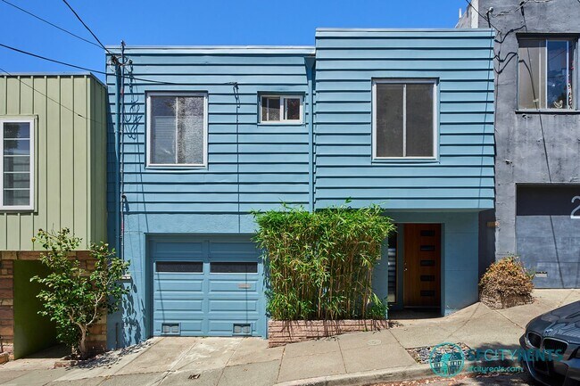 Building Photo - Bernal Heights: Remodeled Single Family Home w/ Views, Hot Tub & Solar Panels