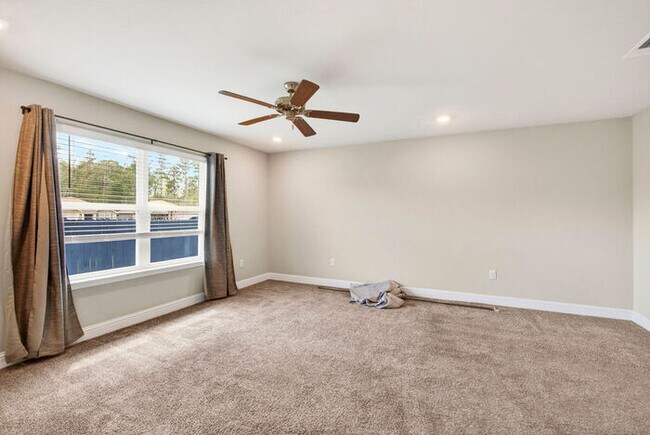 Building Photo - 6550 Eastland Cir