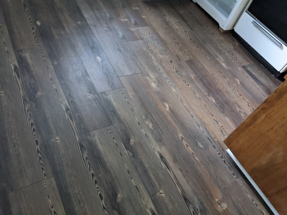 New high end plank flooring in the kitchen - 525 30th St