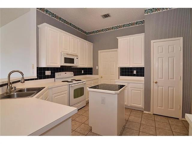 Building Photo - 8028 Case Dr