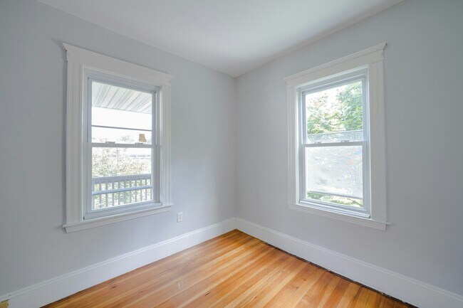 Building Photo - 15 Faulkner St