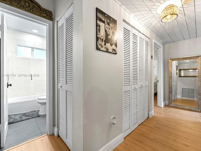 Building Photo - 201 Flagler Dr