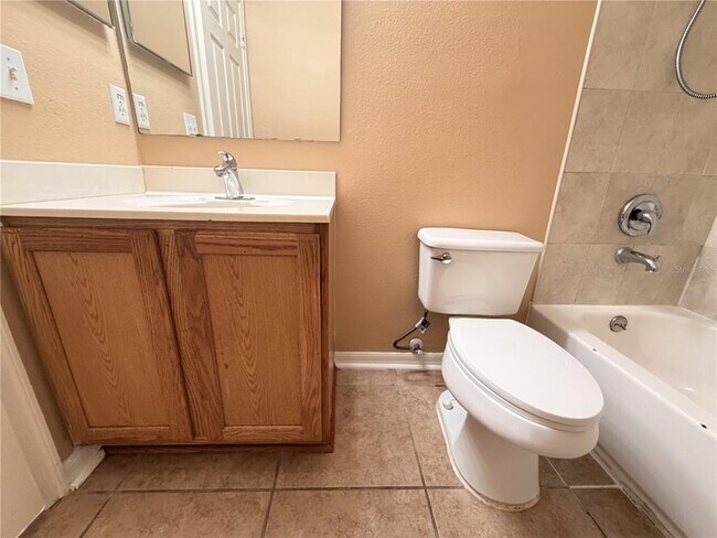 Building Photo - 4 Princess Geraldine Pl
