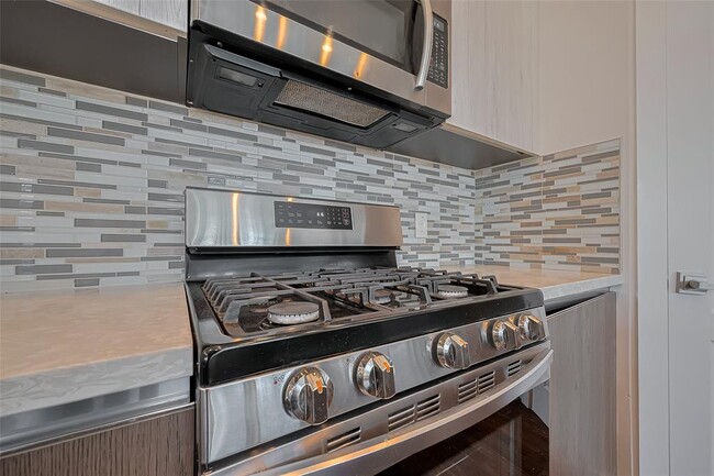 Building Photo - 9404 Glenfield Ct