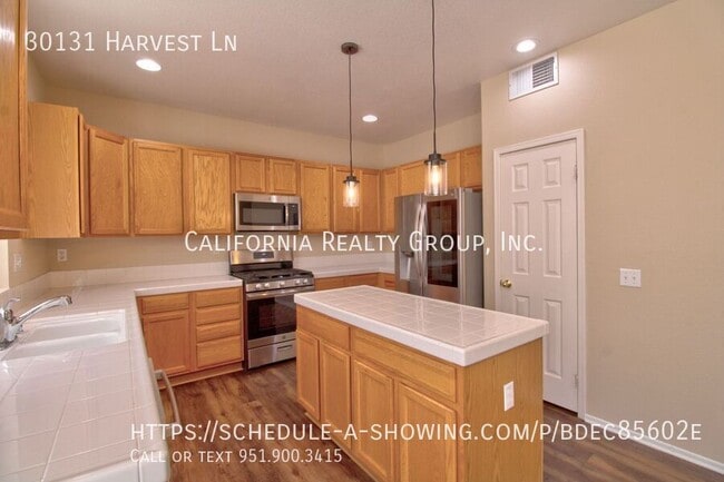 Building Photo - 30131 Harvest Ln