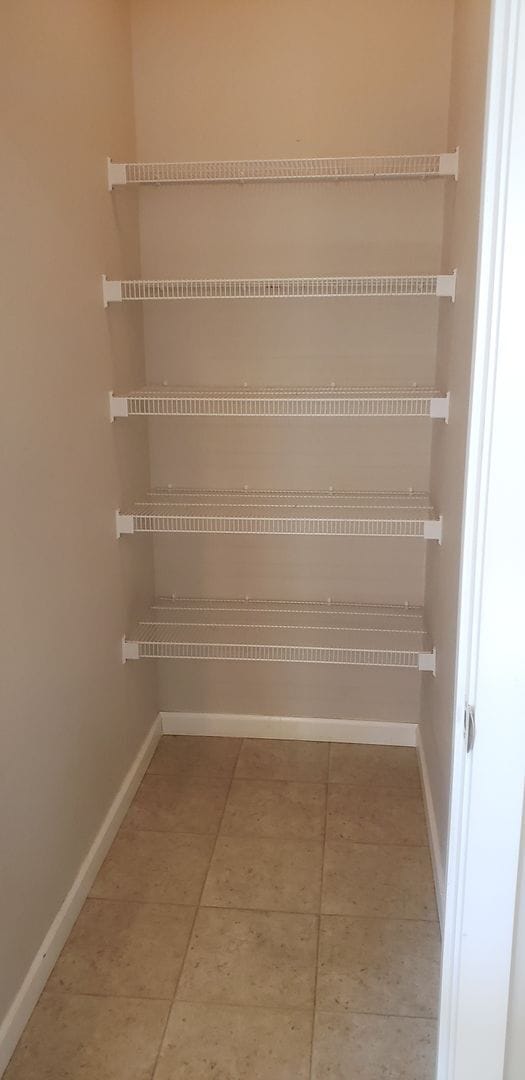 Building Photo - Rare Liberty Lake Townhome in Rocky Hill – 3 Bed, 2.5 Bath End Unit Available July 15th