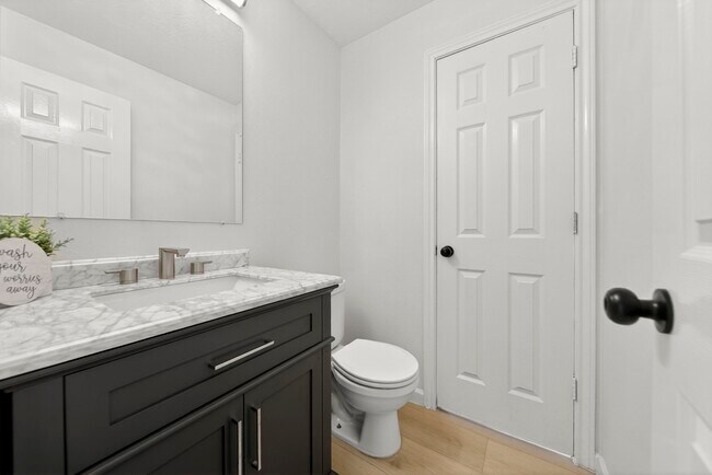 Building Photo - 3315 Berzin Ct
