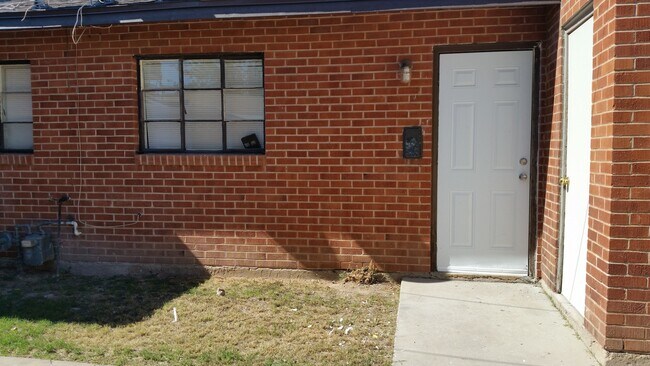 Building Photo - 7235 N 55th Ave