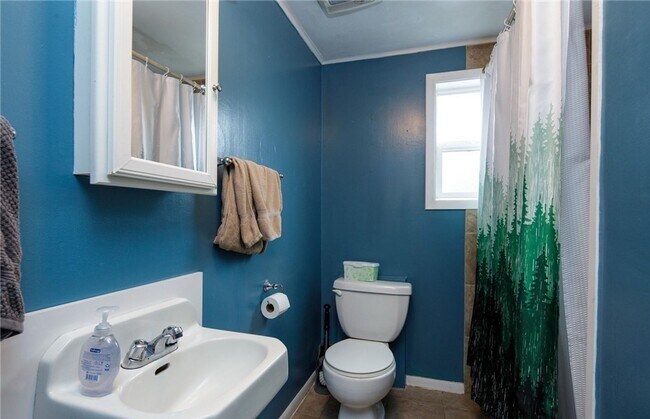 Building Photo - Garden Property Devel, LLC - 821 Billy Fra...