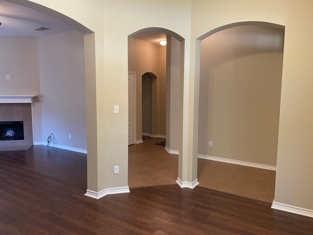 Building Photo - 5922 Grace Ave