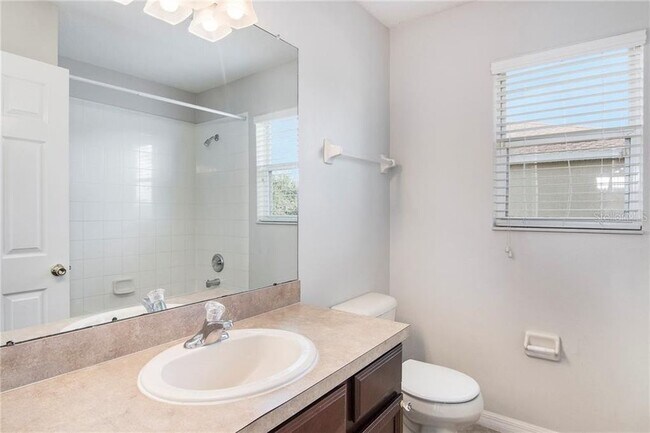 Building Photo - 11161 Creek Haven Dr