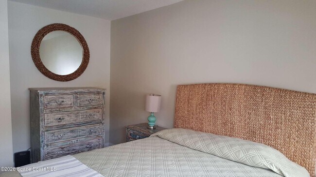 Building Photo - 1425 Jimmy Buffett Mem Hwy