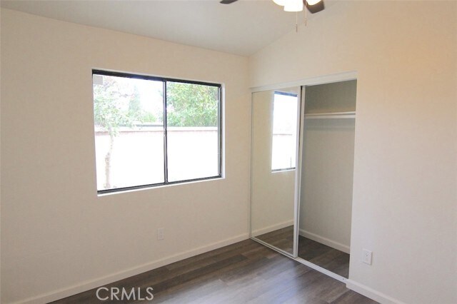 Building Photo - 9505 Arlington Ave