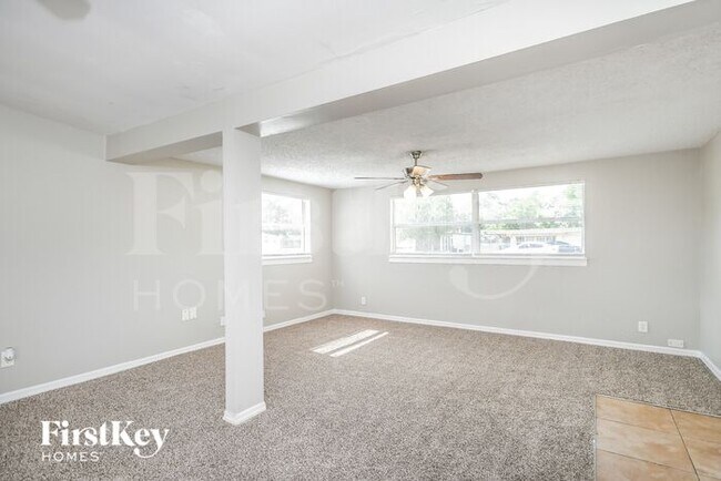 Building Photo - 493 Notre Dame Drive