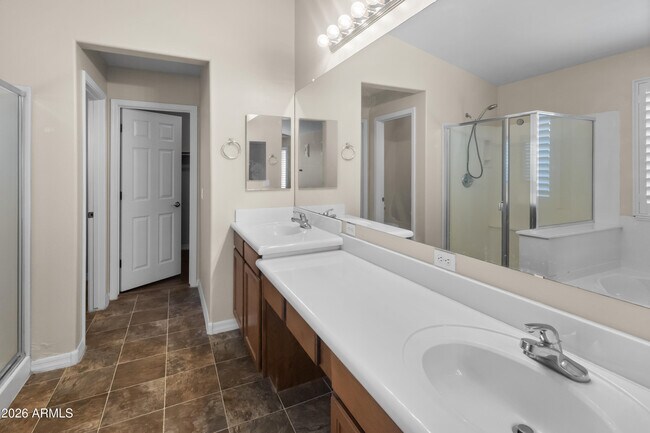Building Photo - 2501 S 255th Dr