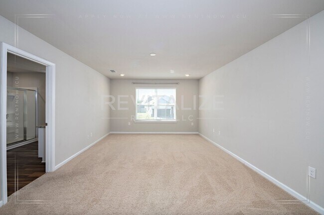 Building Photo - Dream 2-Story 5 BD 3 BA House in Spanish Fort!