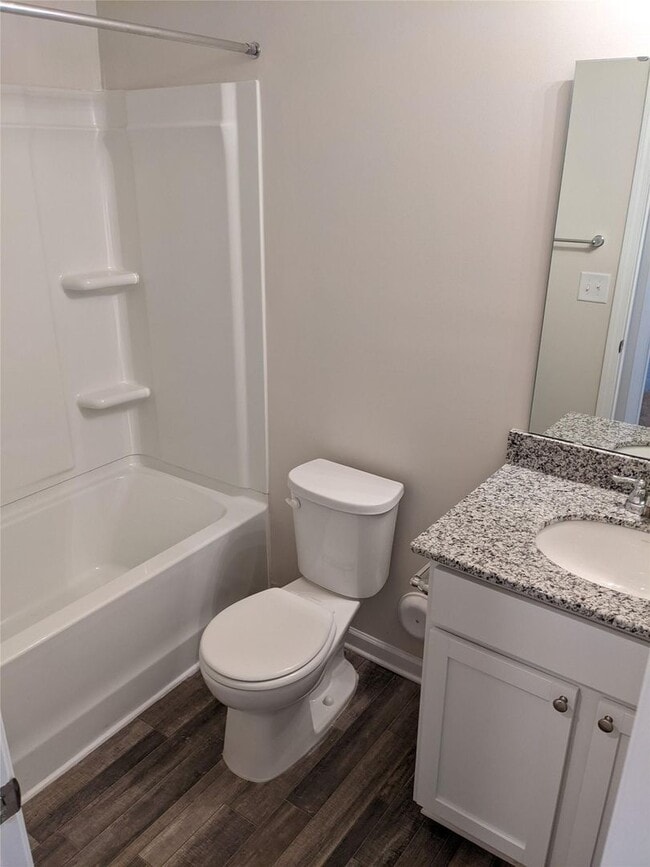 Building Photo - 2 Story Townhome-Salisbury