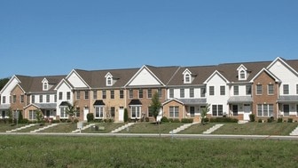 Building Photo - Highlands of Greenvillage*