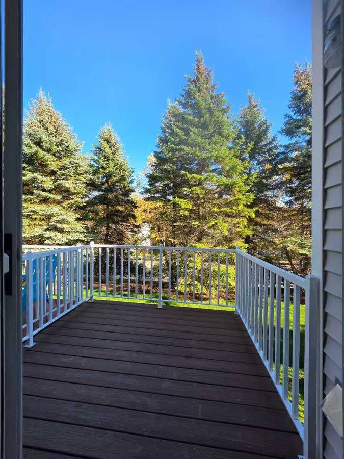 Building Photo - 17 Springhill Dr