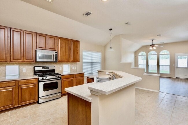 Building Photo - 30306 Castle Forest Dr