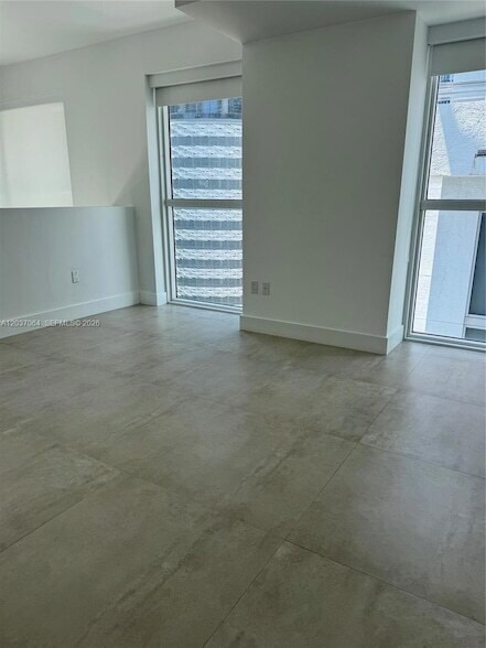 Building Photo - 1080 Brickell Ave