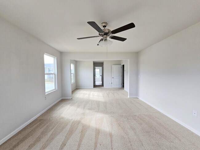 Building Photo - 1319 Birch Cir