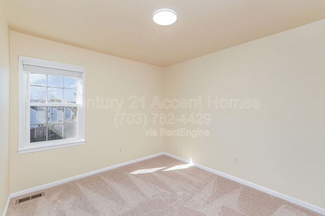 Building Photo - 14447 Cool Oak Ln