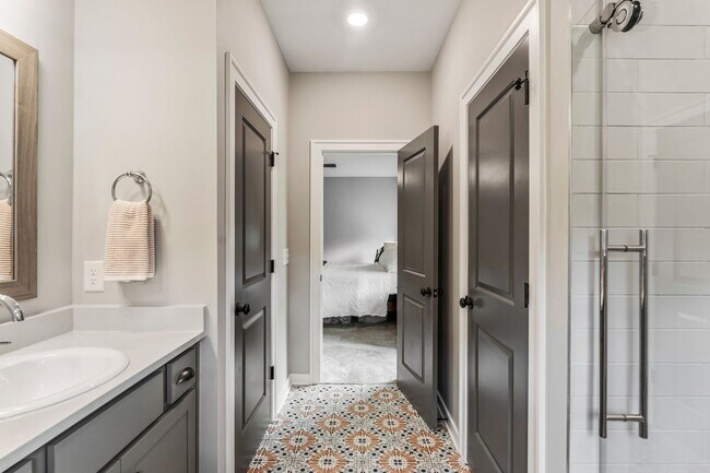 Building Photo - Spotless rental home in the highly sought-after McDaniels neighborhood in College Grove