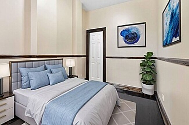 Building Photo - 1826 S Drake Ave