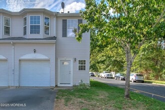 Building Photo - 1 Esplanade Way