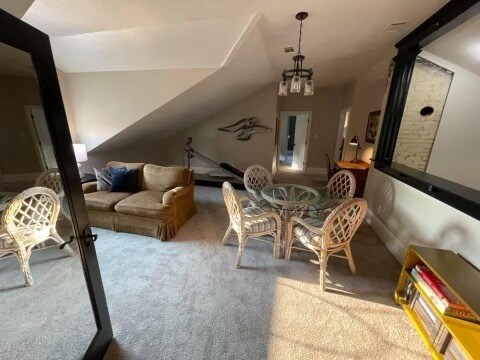 Building Photo - 517 W Thomas Ave