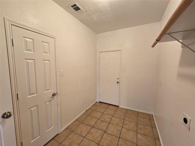 Building Photo - 8537 Muir Dr