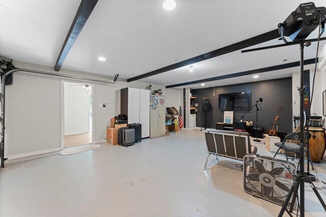Building Photo - 73 N Sunny Slope Cir