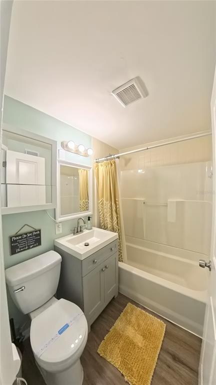 Building Photo - 10517 114th Terrace N