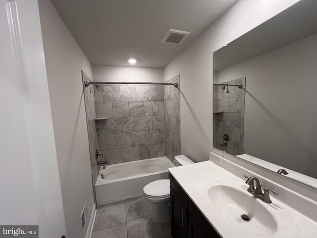 Building Photo - 23788 Myrtle Glen Way