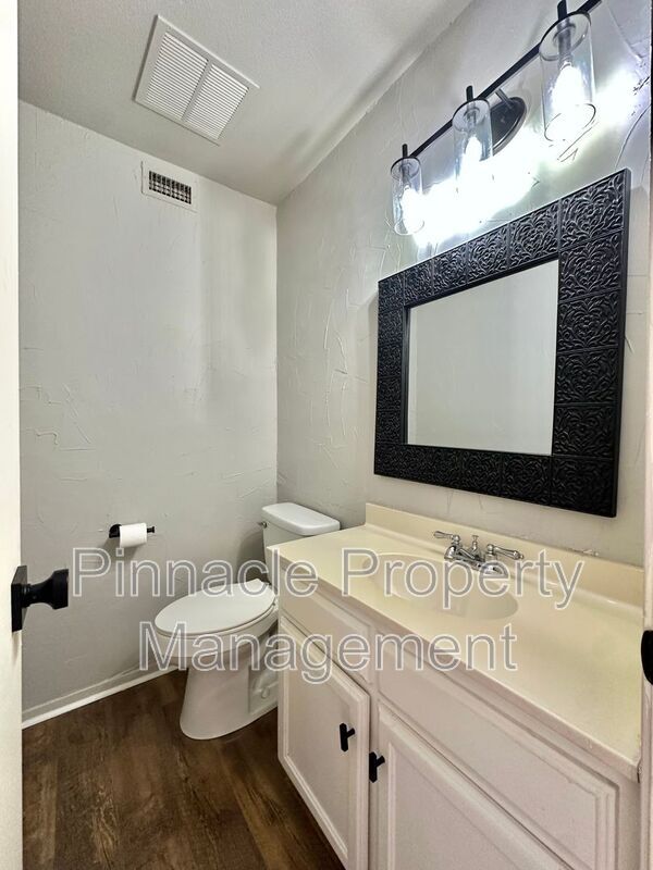 Building Photo - 3602 Gemini Dr