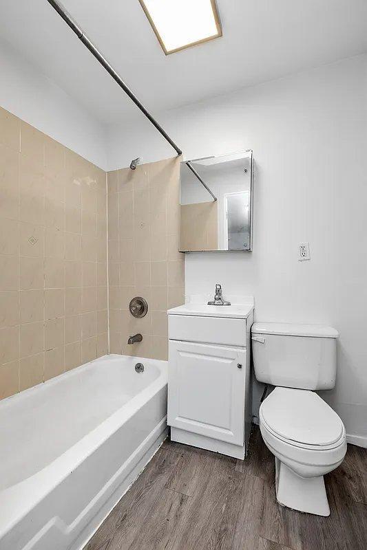 Building Photo - 1 bedroom in New York NY 10023