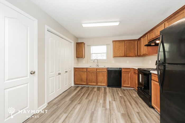 Building Photo - 5013 73rd Ave